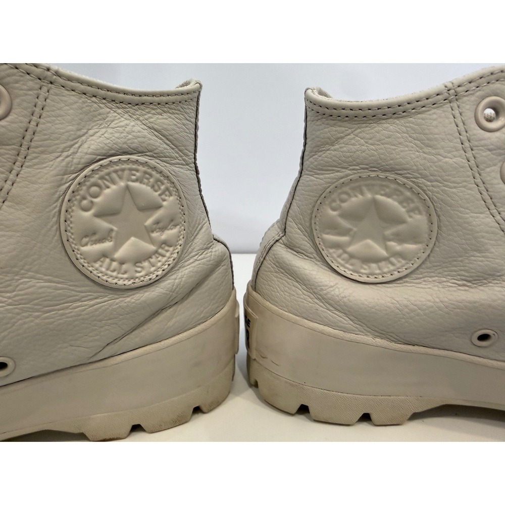 Converse Chuck Taylor All Star Lugged 2.0 Leather HighTop Putty Womens 7 A03908C